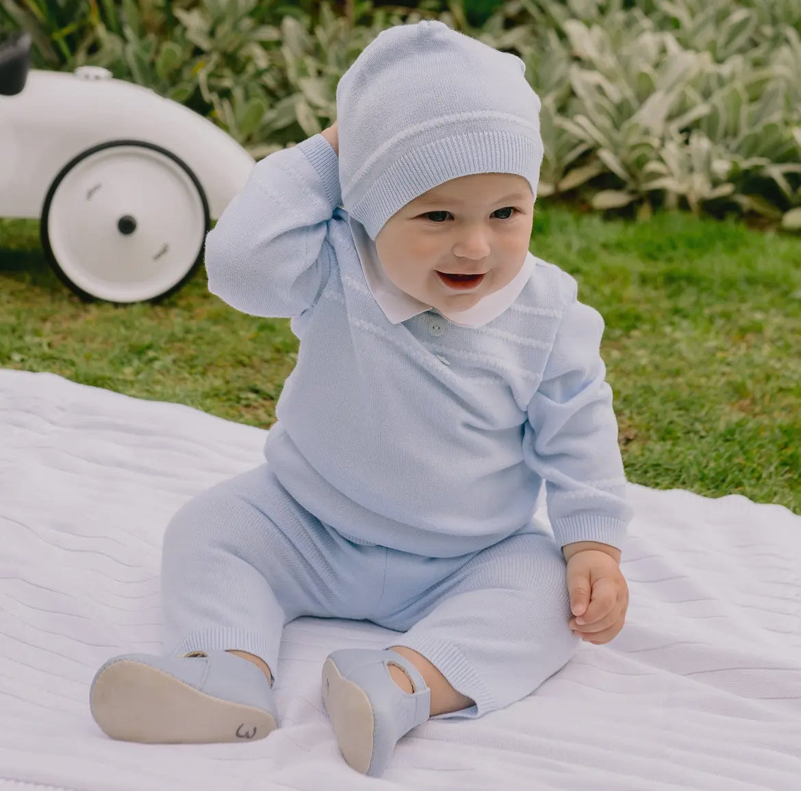 Completo neonato celeste