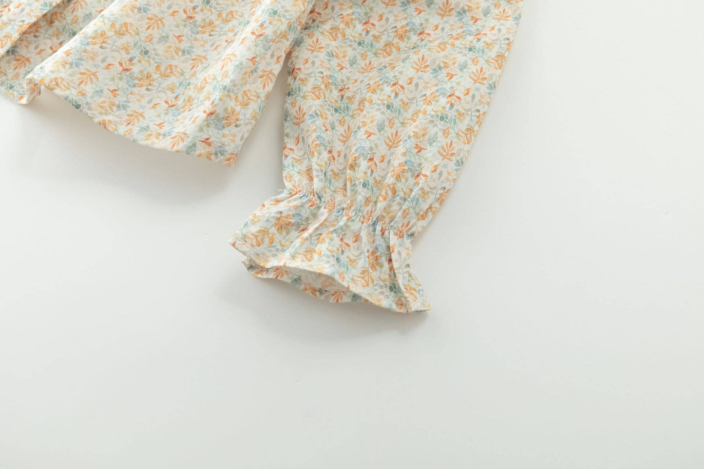 Blusa a maniche lunghe collo Peter Pan bambina