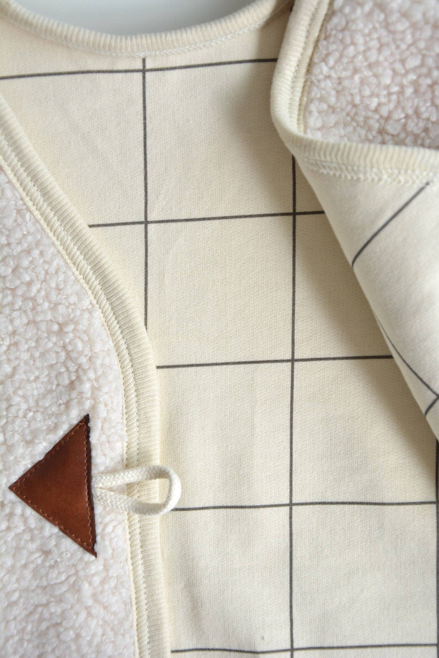 Gilet in peluche per neonati/bambini con fodera a quadretti OEKO-TEX