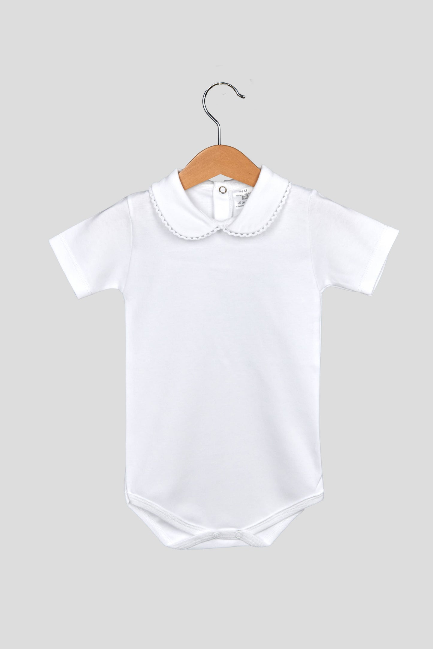 Body in cotone a maniche corte con collo aperto 01