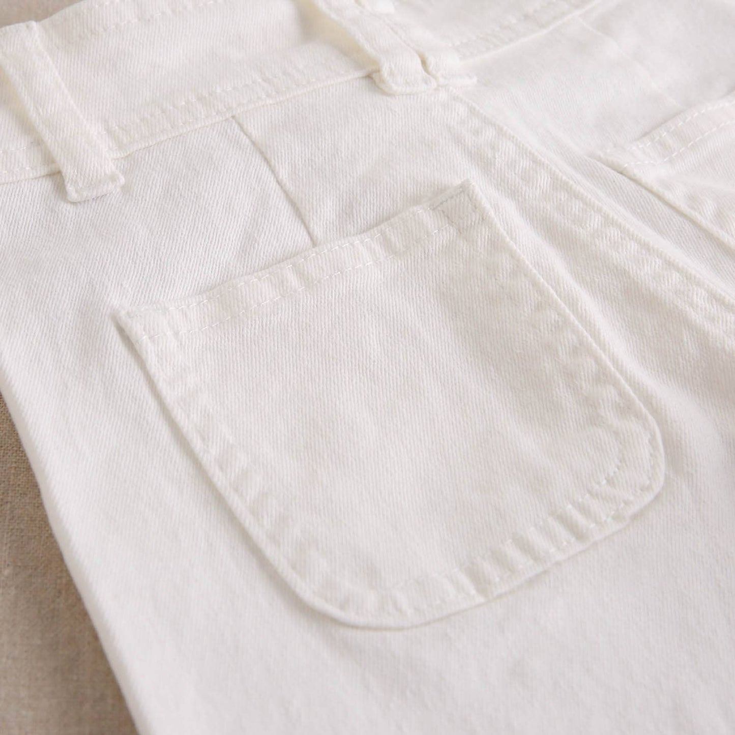 Pantaloni modello jeans bianchi da bambina